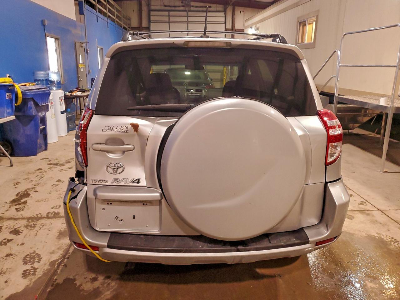 2012 TOYOTA RAV4 photo 6