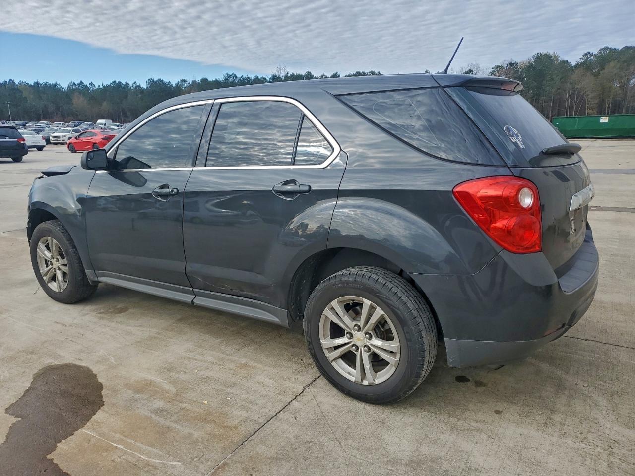 2013 CHEVROLET EQUINOX LS photo 2