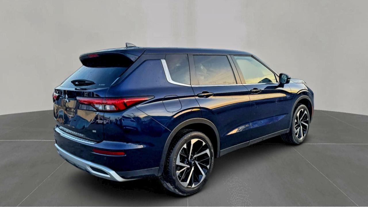 2024 MITSUBISHI OUTLANDER SE photo 4