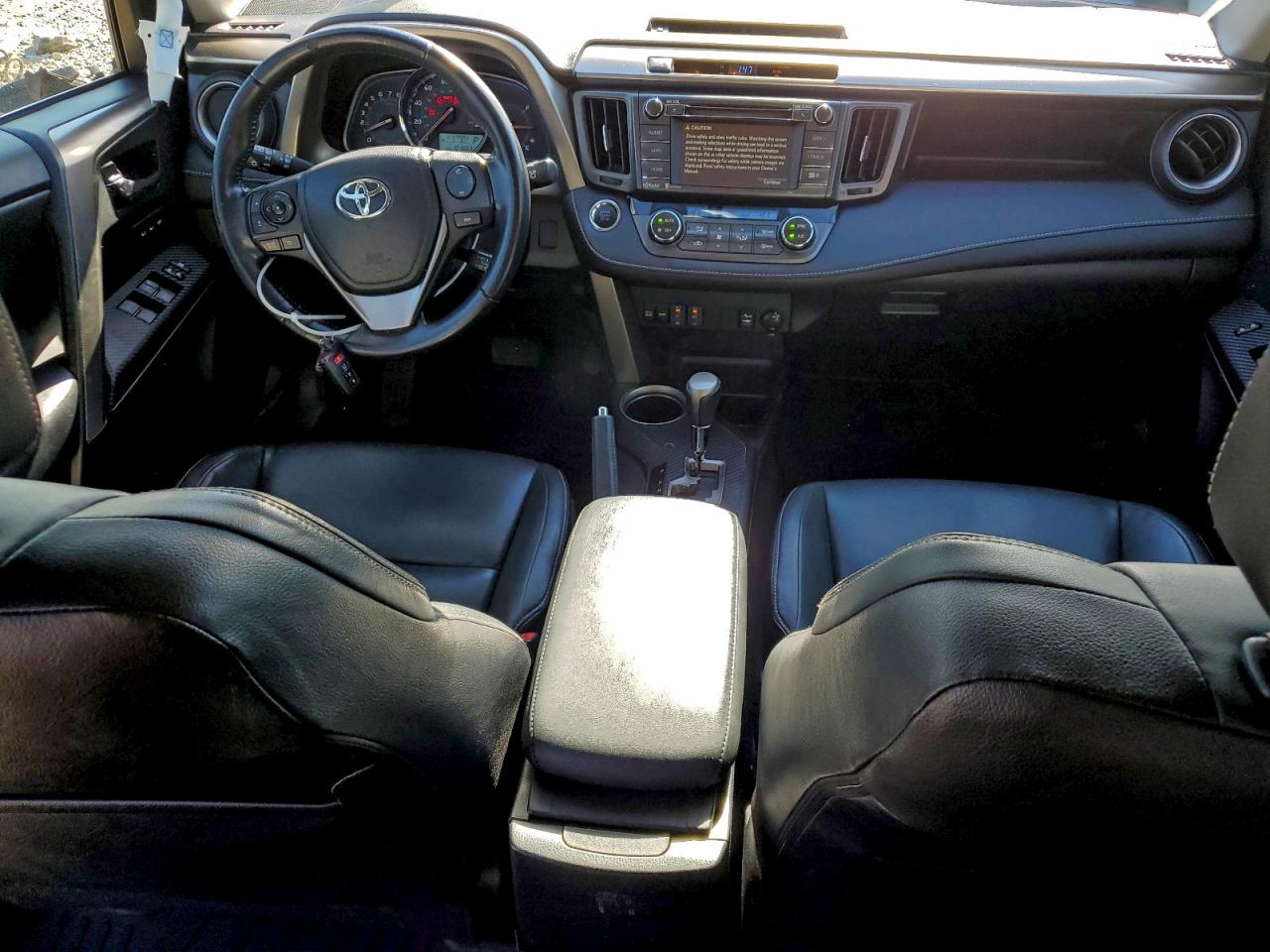 2015 TOYOTA RAV4 LIMITED photo 8