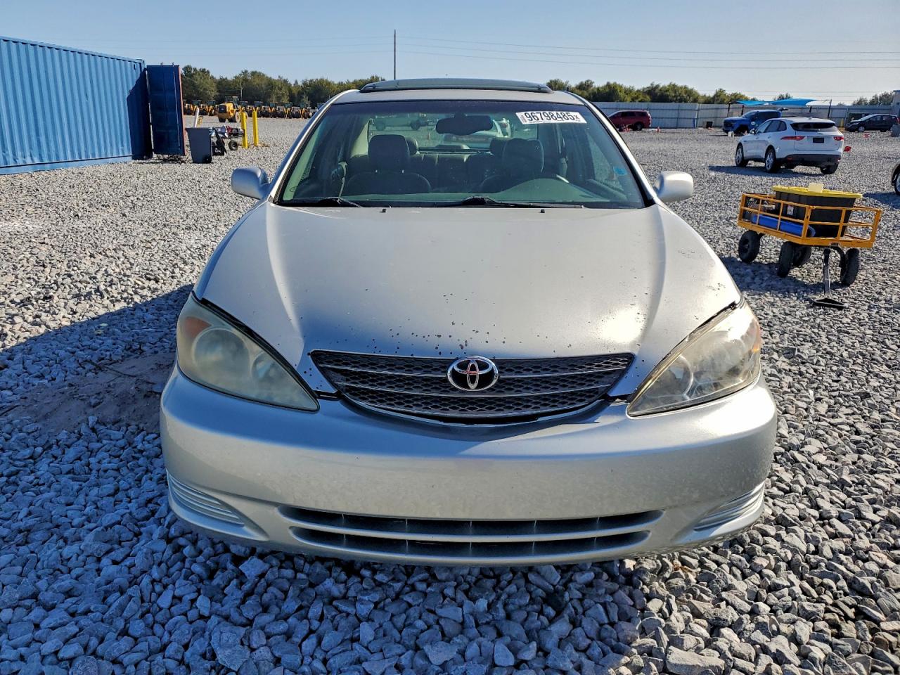2002 TOYOTA CAMRY LE photo 5
