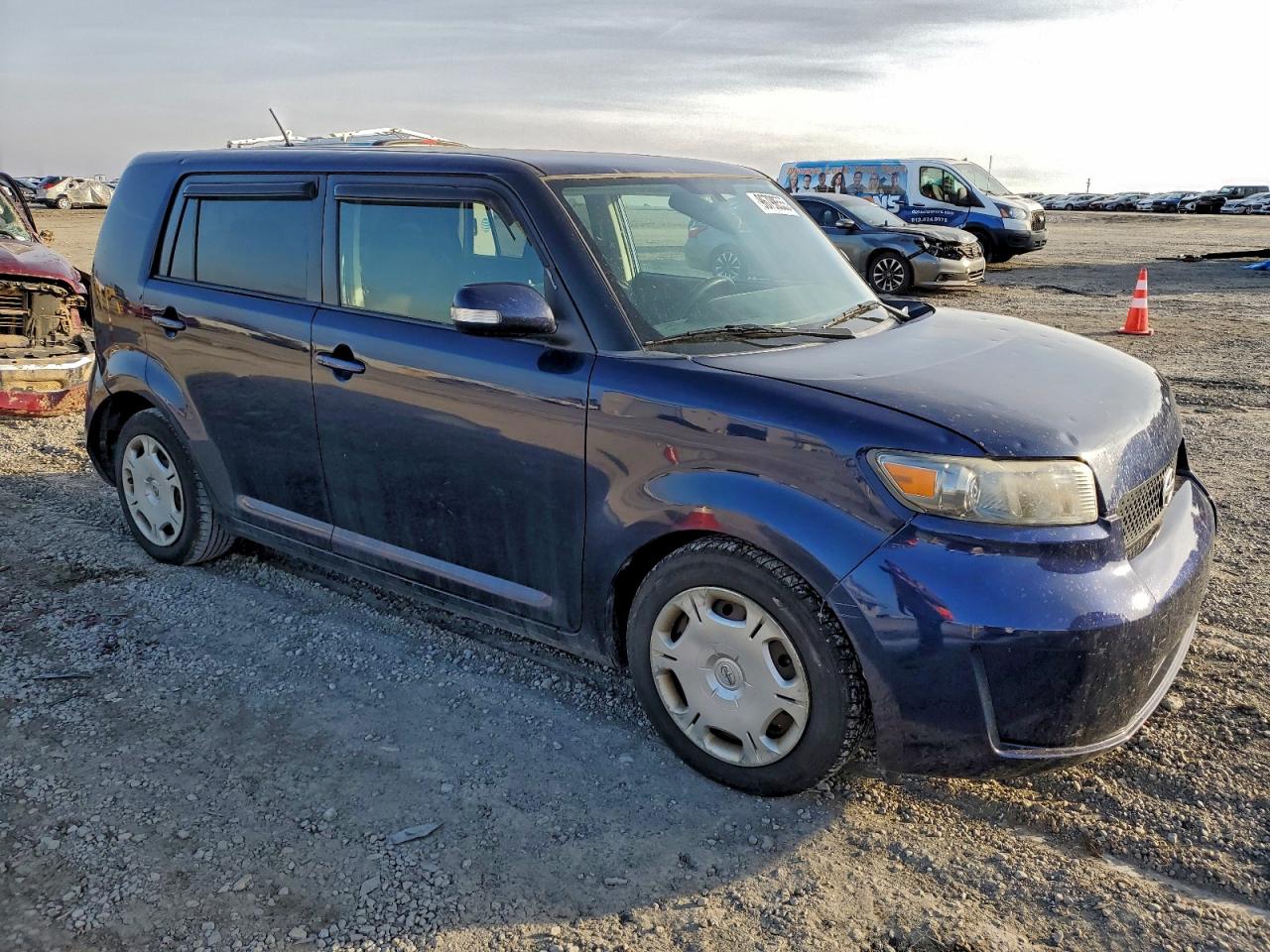 2008 TOYOTA SCION XB photo 4