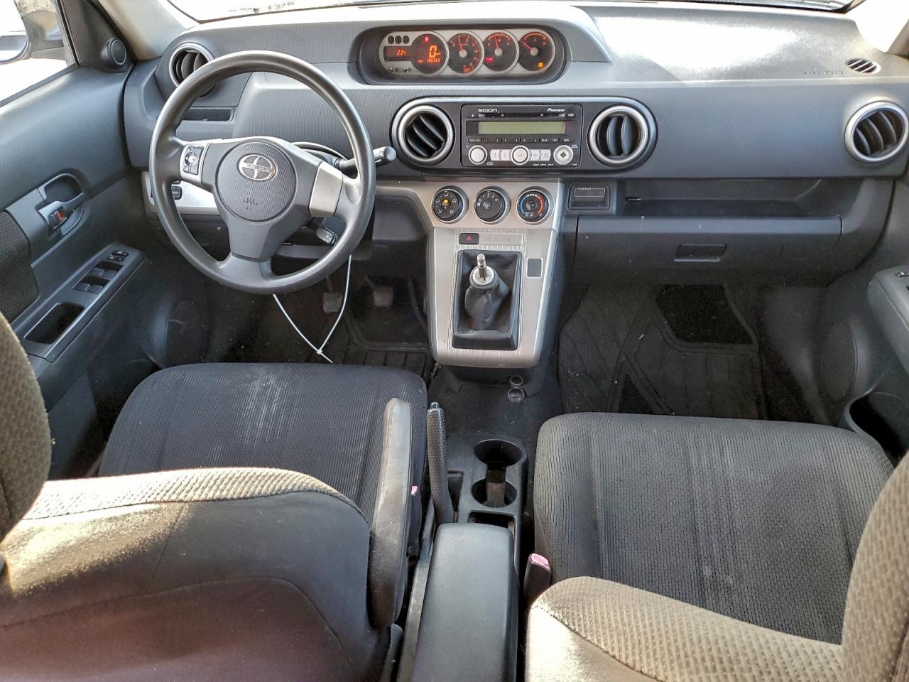 2008 TOYOTA SCION XB photo 8