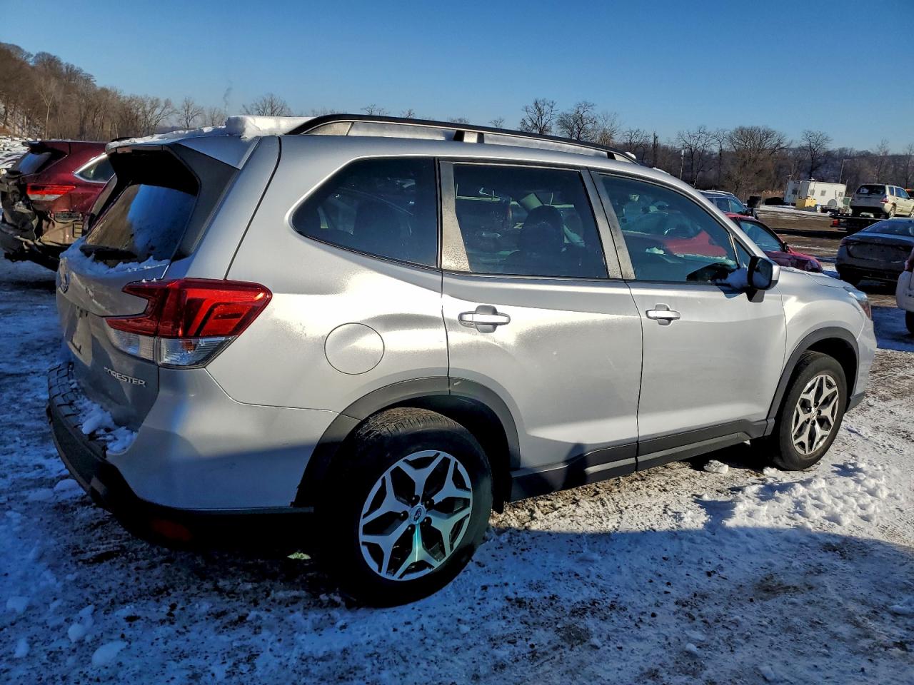 2020 SUBARU FORESTER PREMIUM photo 3