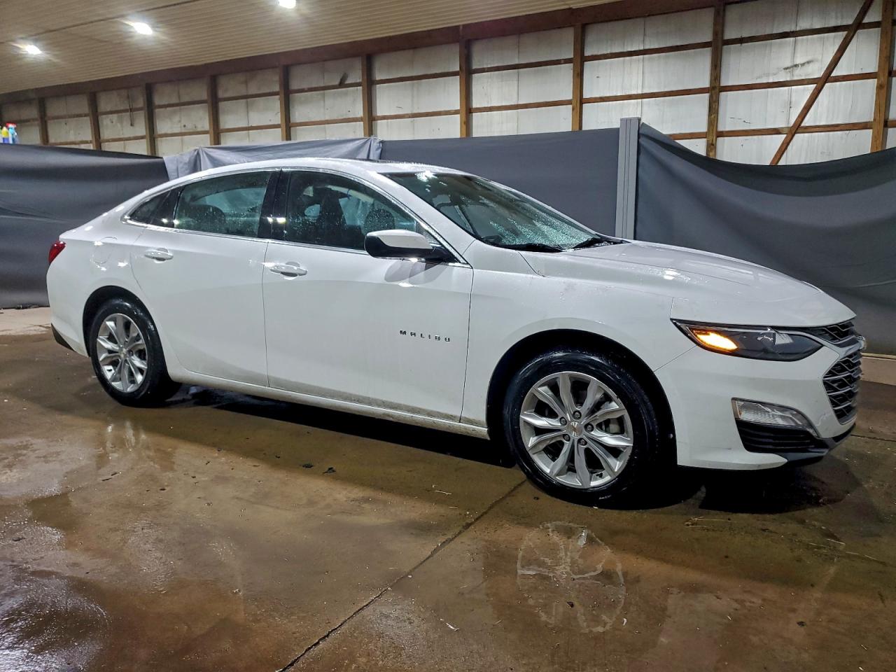 2024 CHEVROLET MALIBU LT photo 4