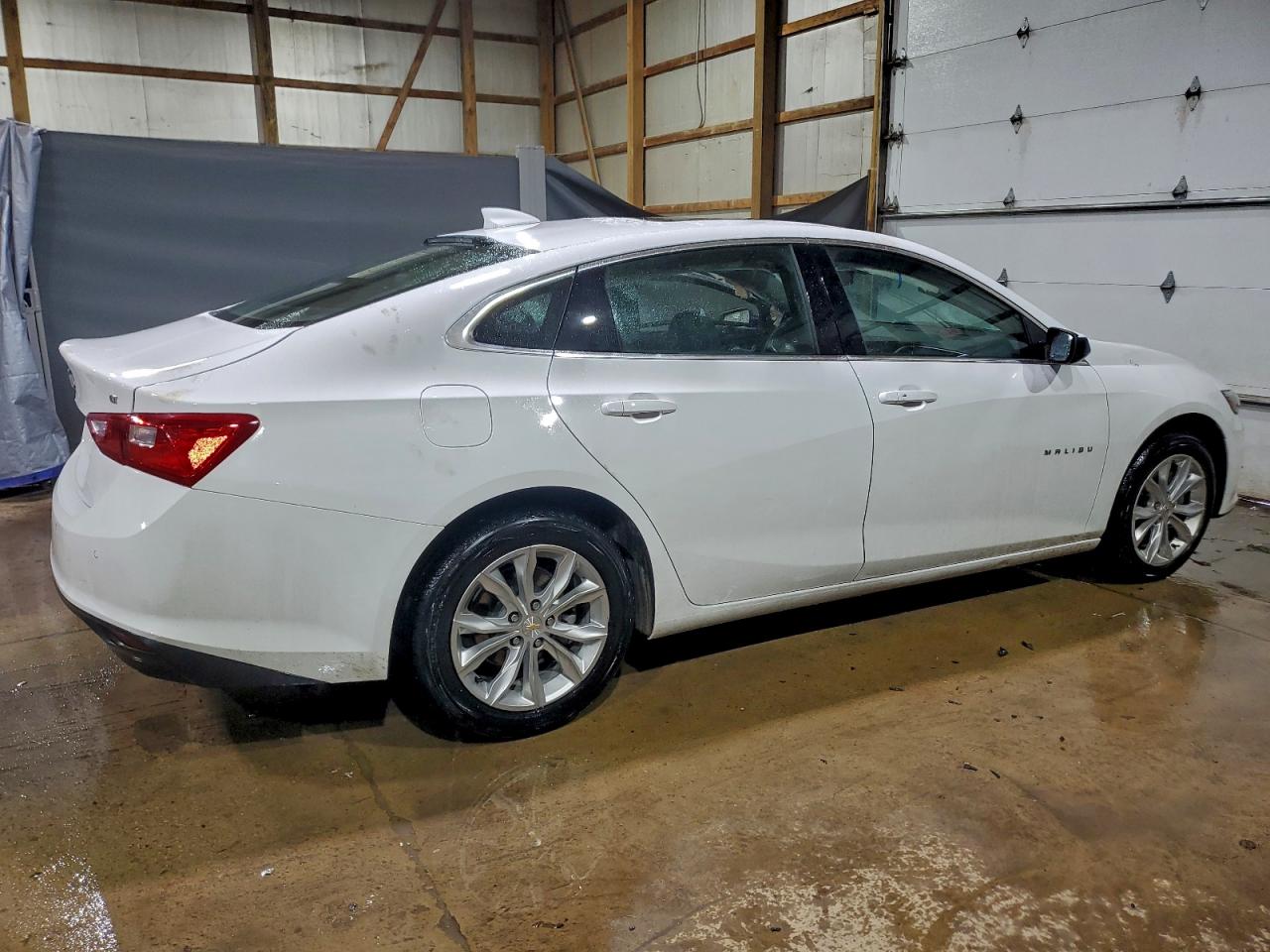 2024 CHEVROLET MALIBU LT photo 3
