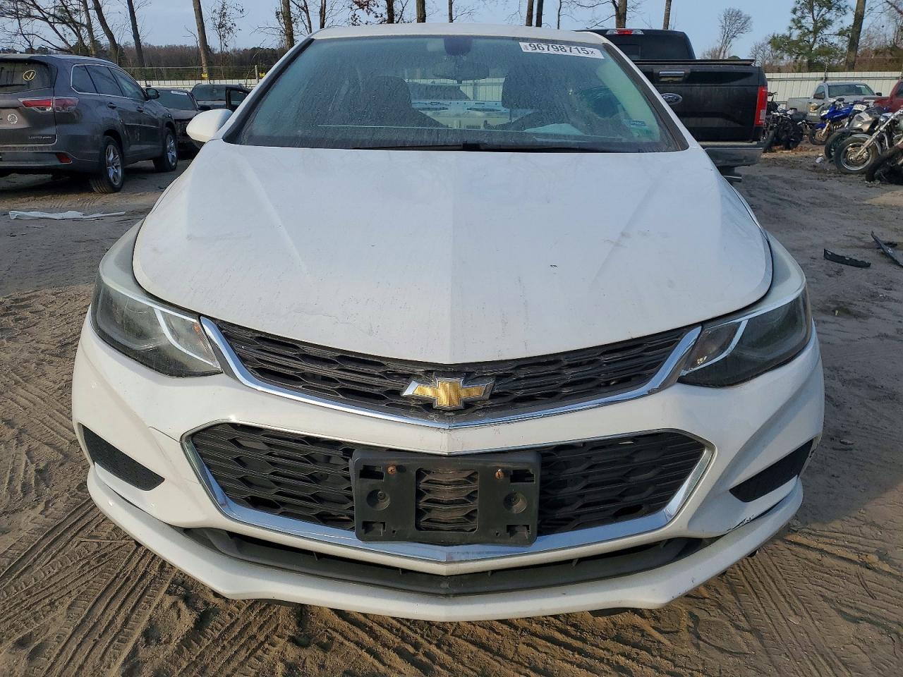 2017 CHEVROLET CRUZE LT photo 5