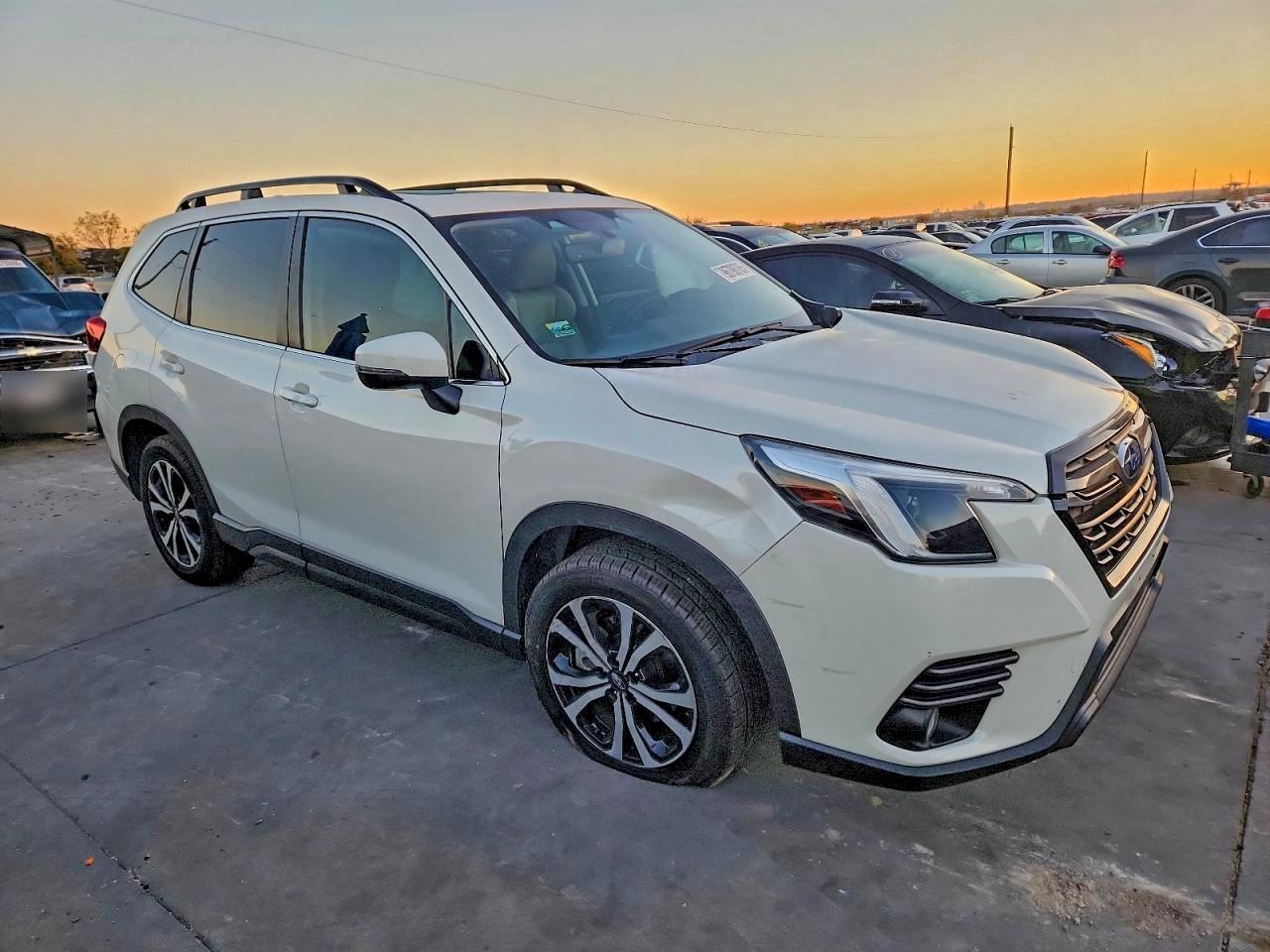2022 SUBARU FORESTER LIMITED photo 4