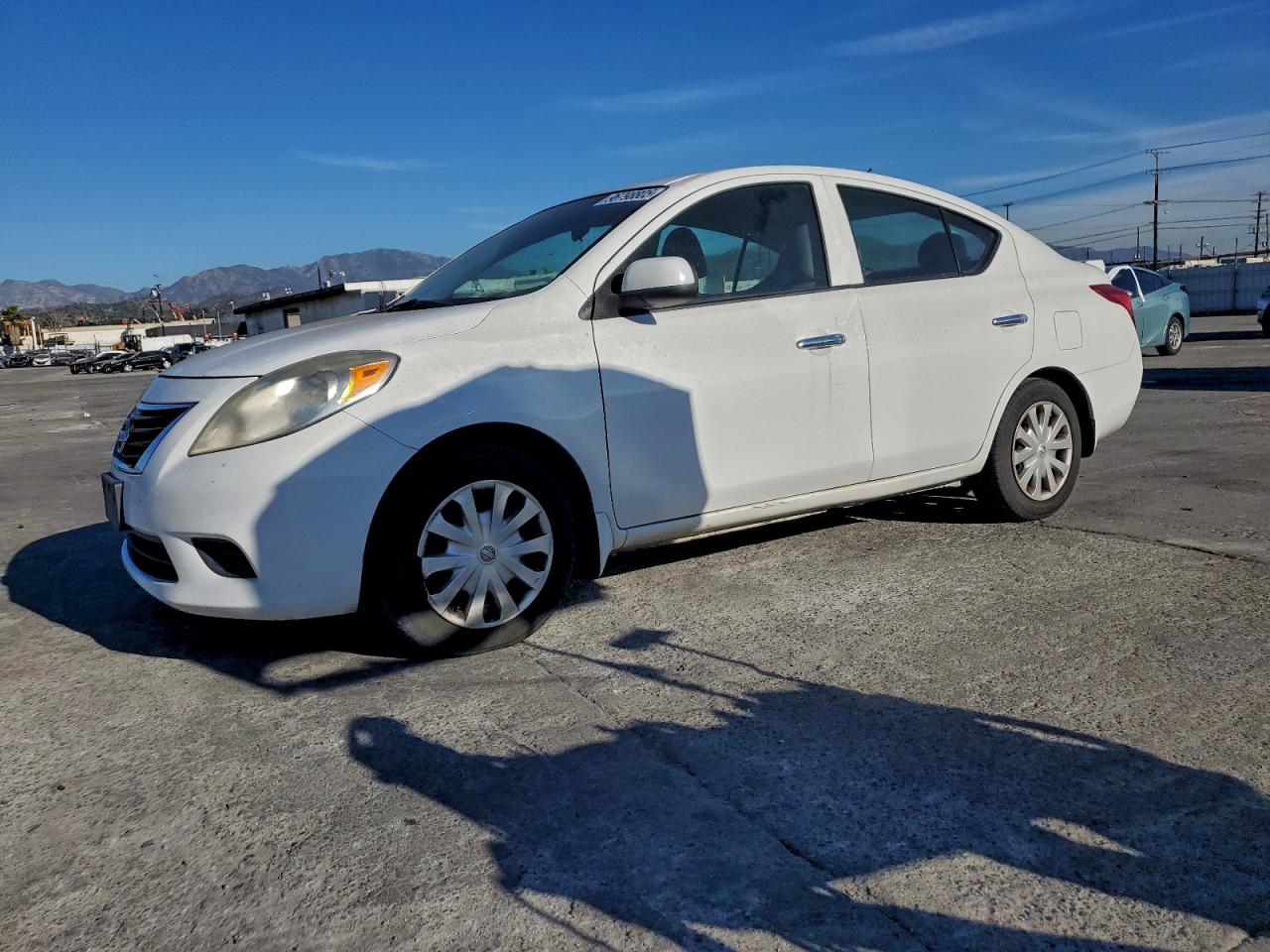 2014 NISSAN VERSA