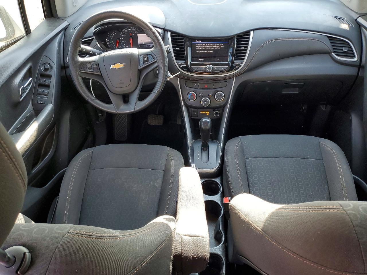 2020 CHEVROLET TRAX LS photo 8