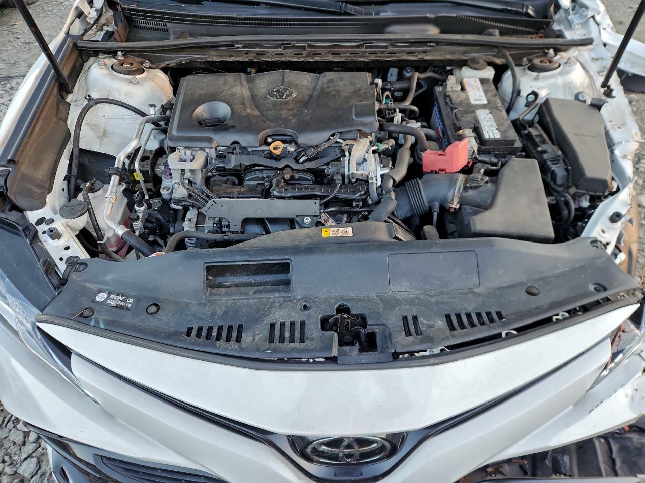 2018 TOYOTA CAMRY L photo 11