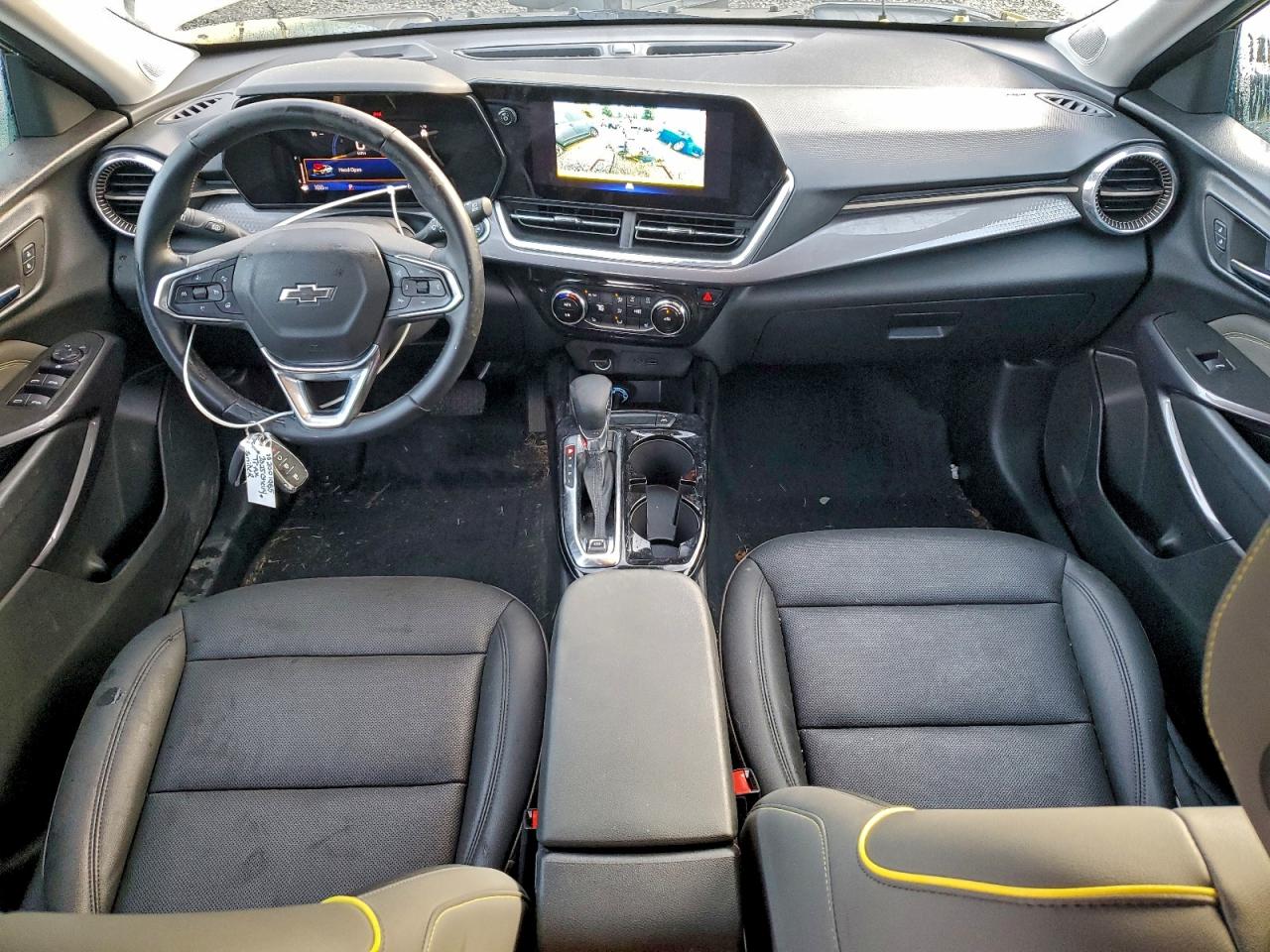 2025 CHEVROLET TRAX ACTIV photo 8