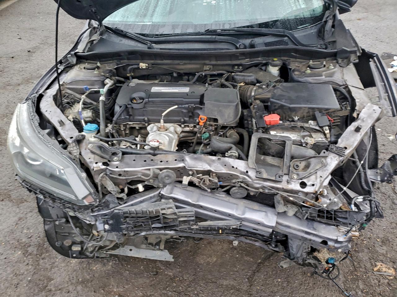 2015 HONDA ACCORD LX photo 11