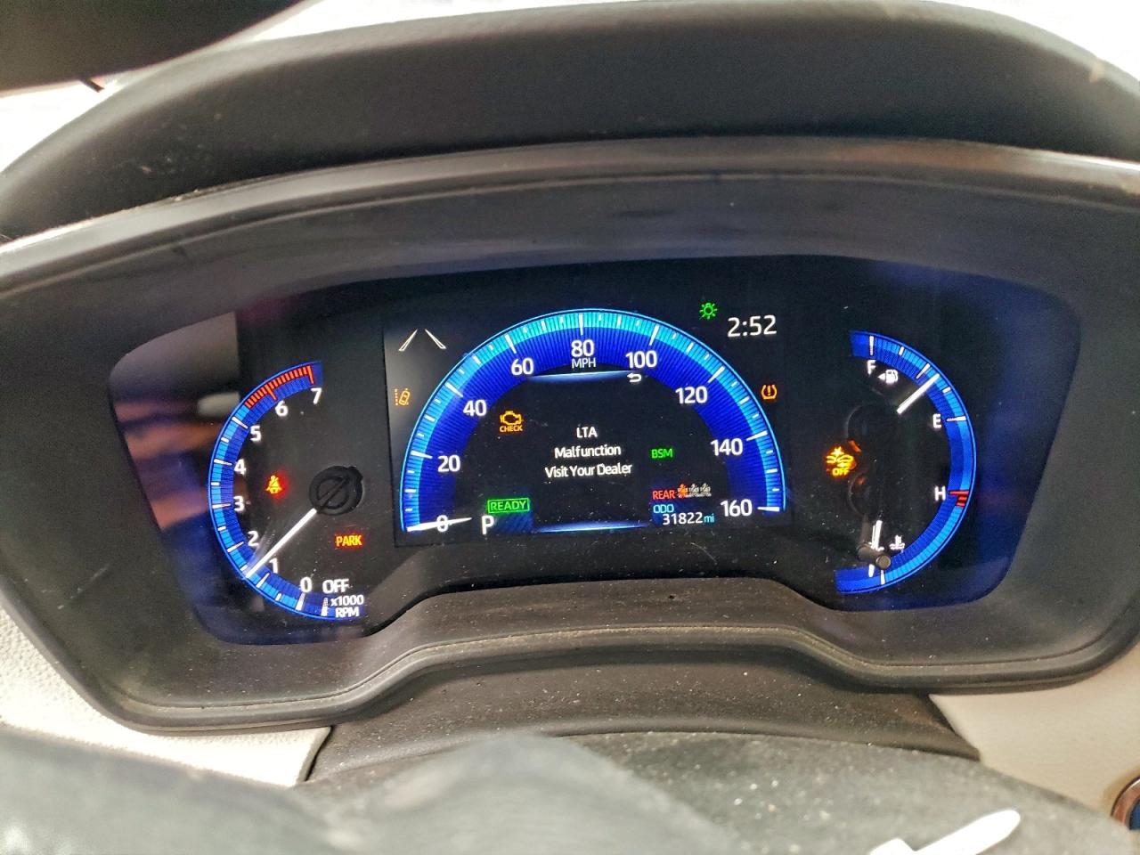 2022 TOYOTA COROLLA photo 9