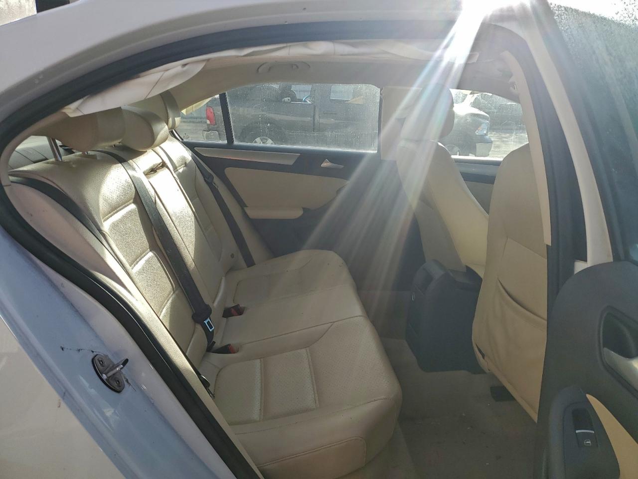 2015 VOLKSWAGEN JETTA SE photo 10