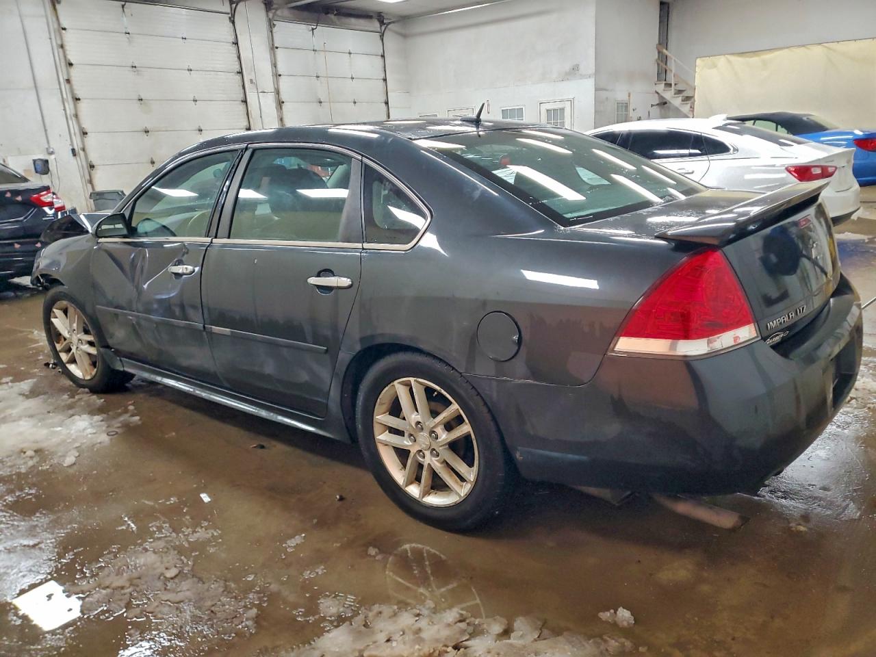 2013 CHEVROLET IMPALA LTZ photo 2