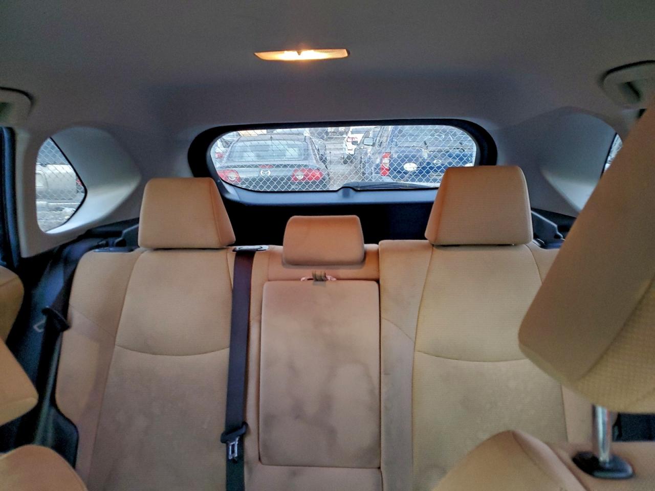 2021 TOYOTA RAV4 LE photo 10