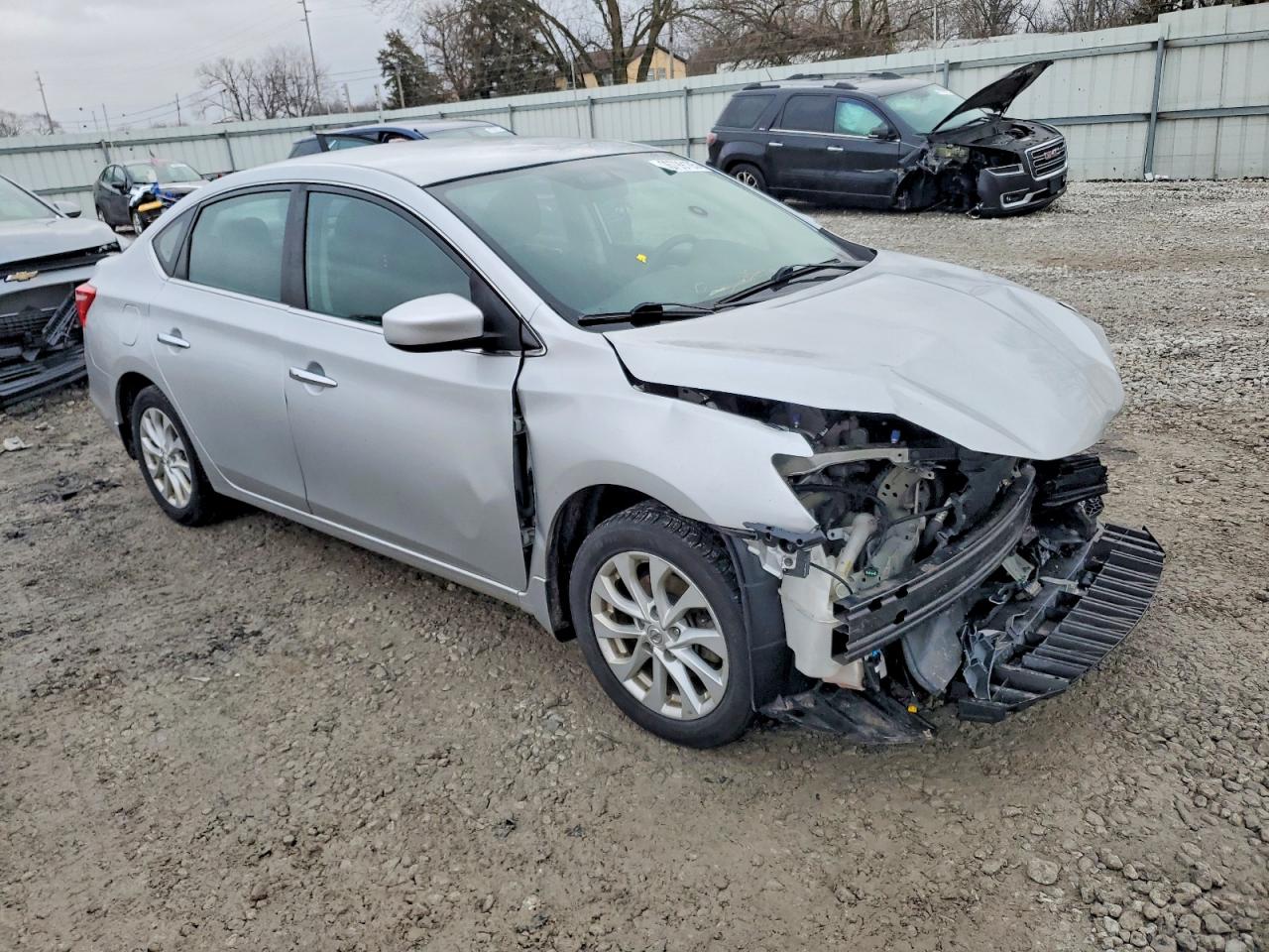 2019 NISSAN SENTRA S photo 4