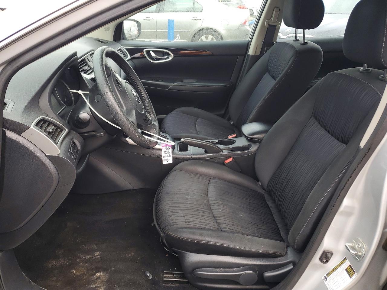 2019 NISSAN SENTRA S photo 7