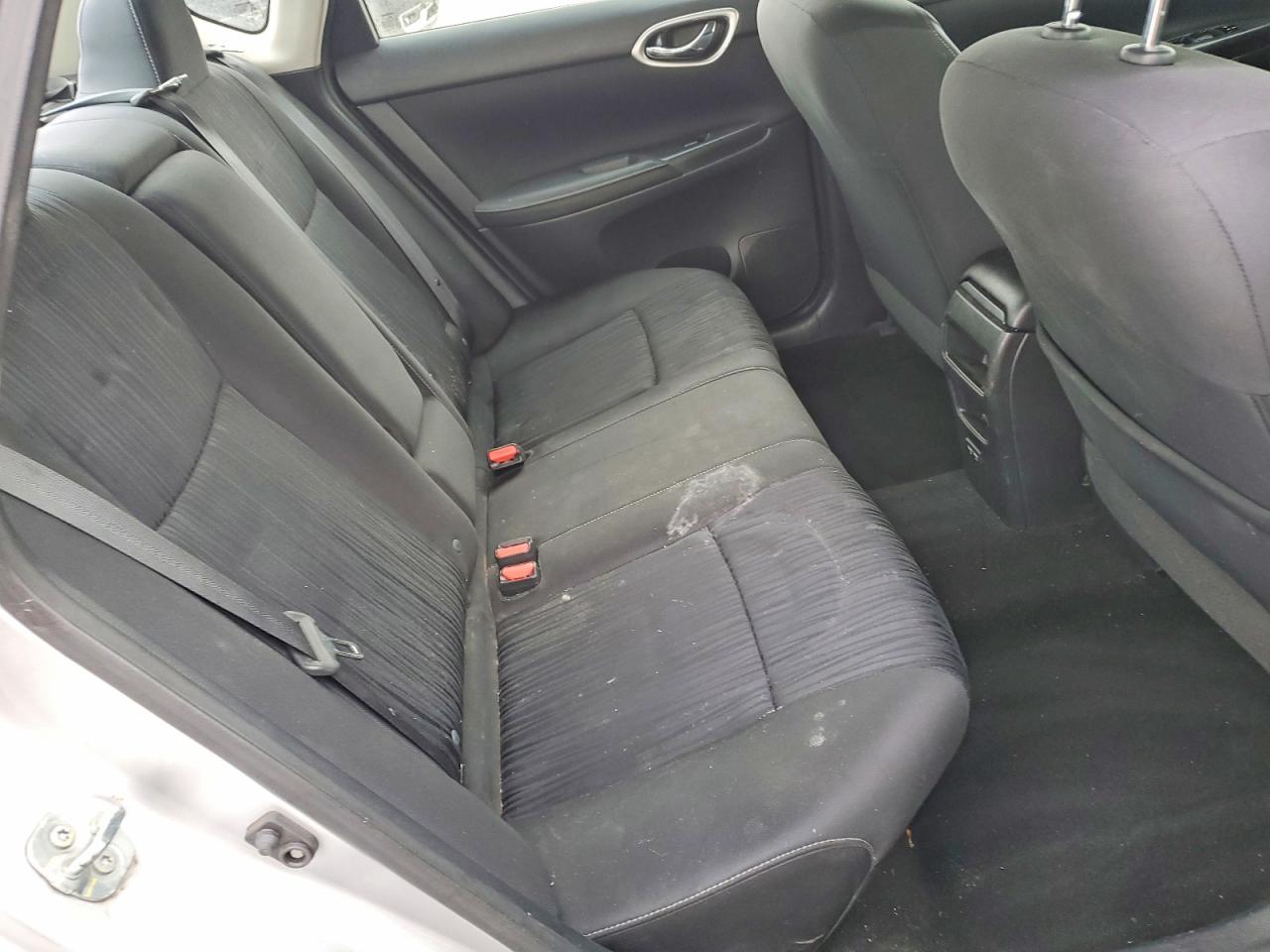 2019 NISSAN SENTRA S photo 10