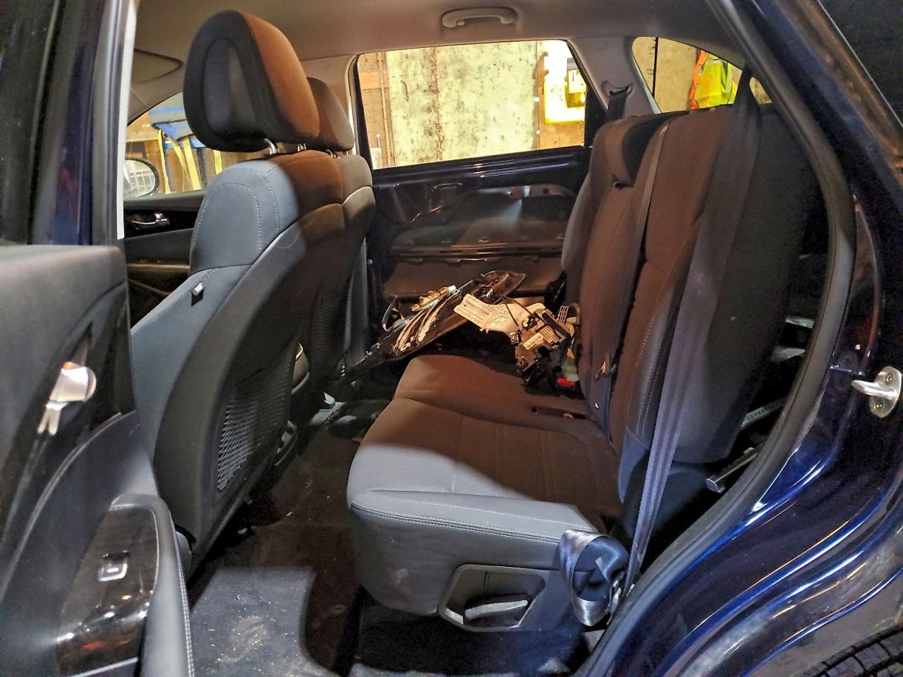 2016 KIA SORENTO LX photo 10