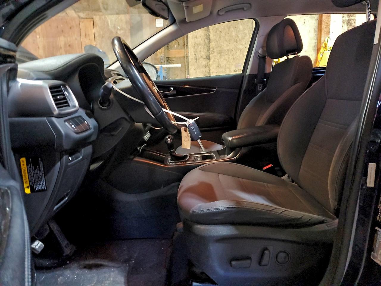 2016 KIA SORENTO LX photo 7