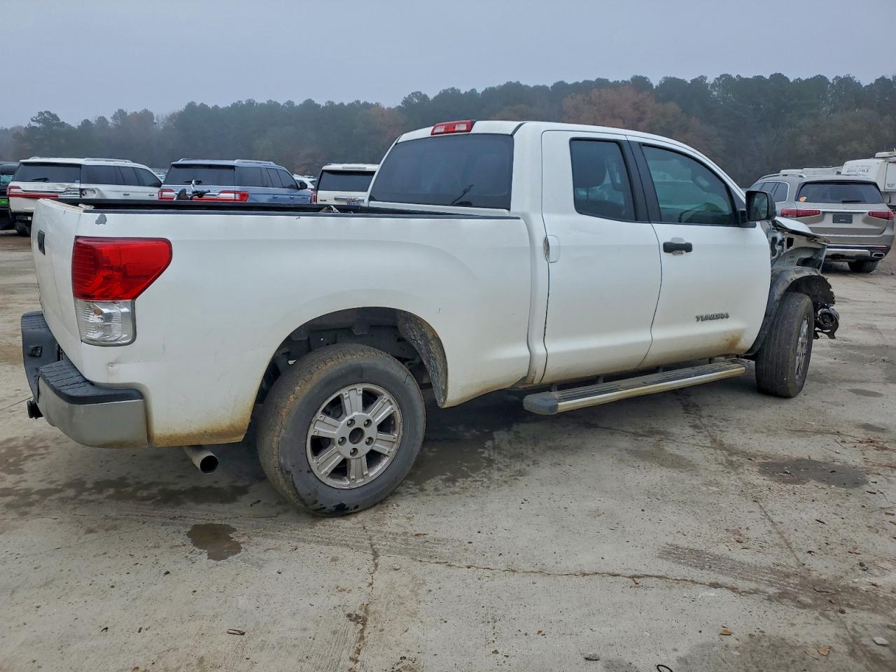 2011 TOYOTA TUNDRA DOUBLE CAB SR5 photo 3