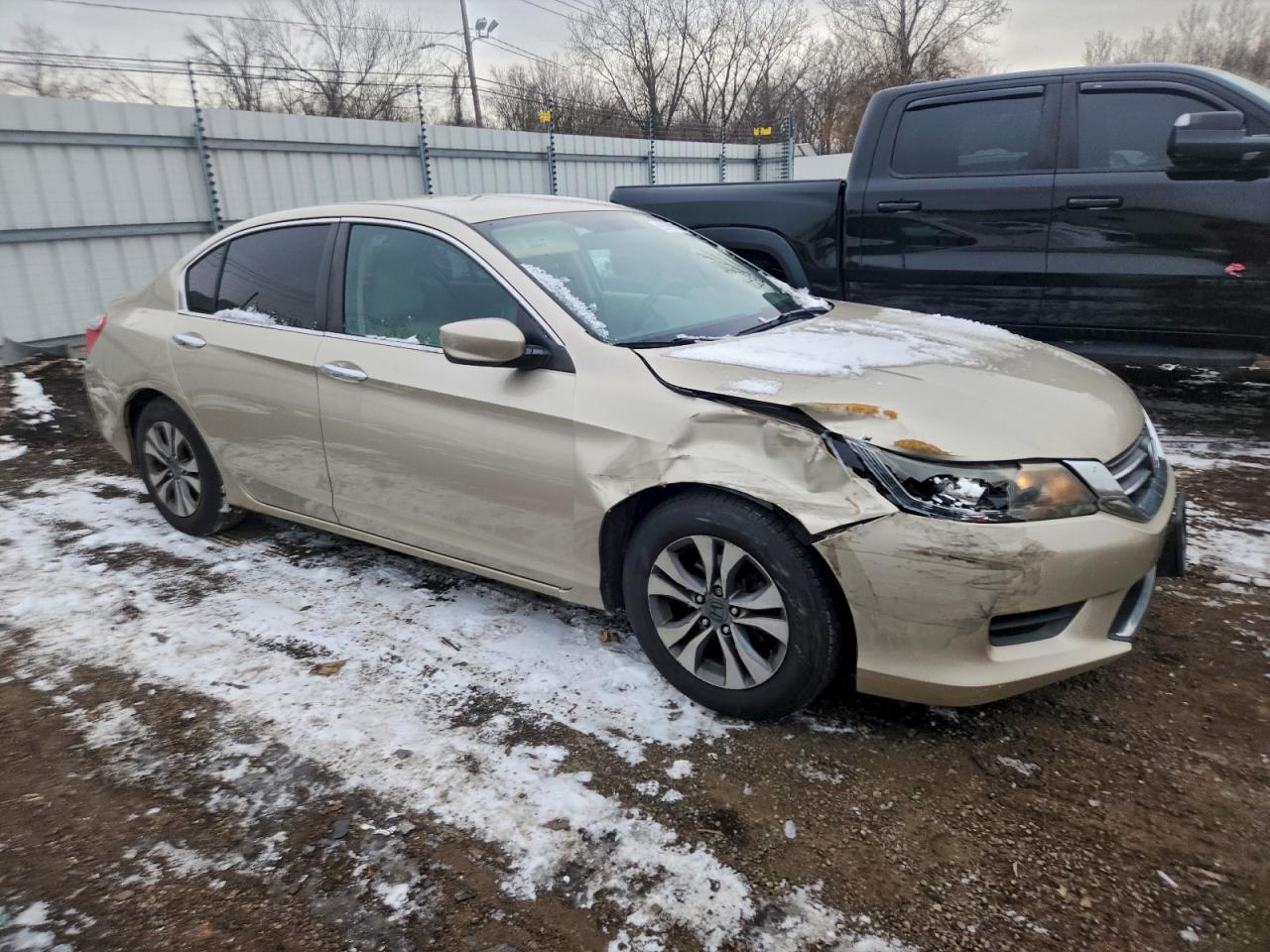 2014 HONDA ACCORD LX photo 4