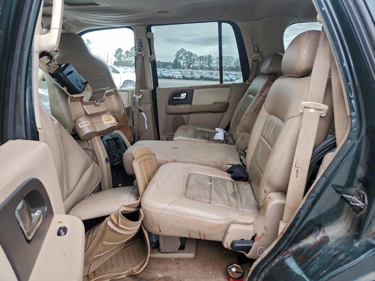 2004 FORD EXPEDITION XLT photo 11
