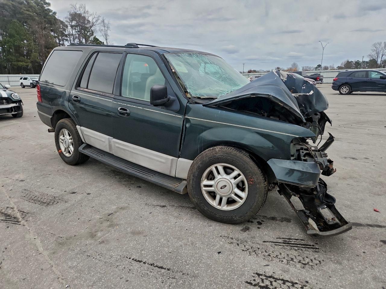 2004 FORD EXPEDITION XLT photo 4