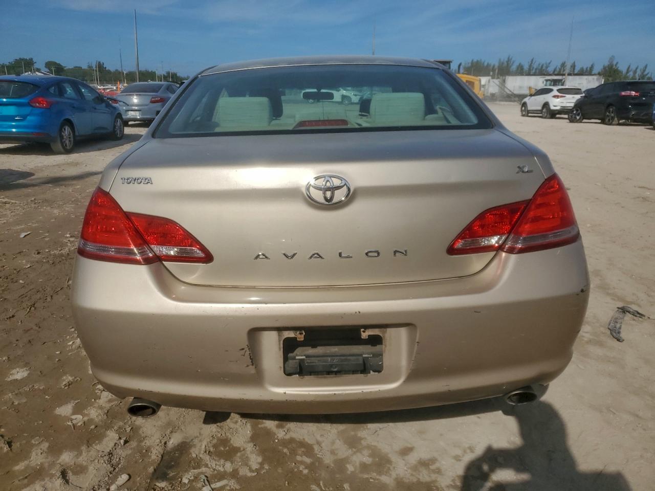 2006 TOYOTA AVALON XL photo 6