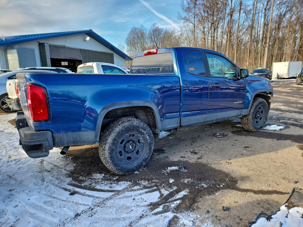 2019 CHEVROLET COLORADO photo 3
