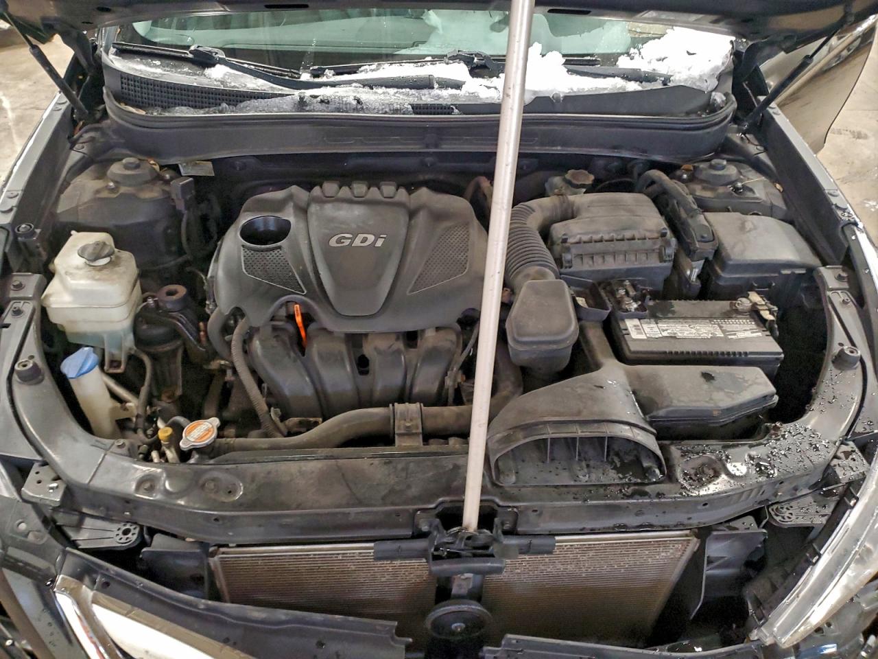 2011 HYUNDAI SONATA SE photo 11
