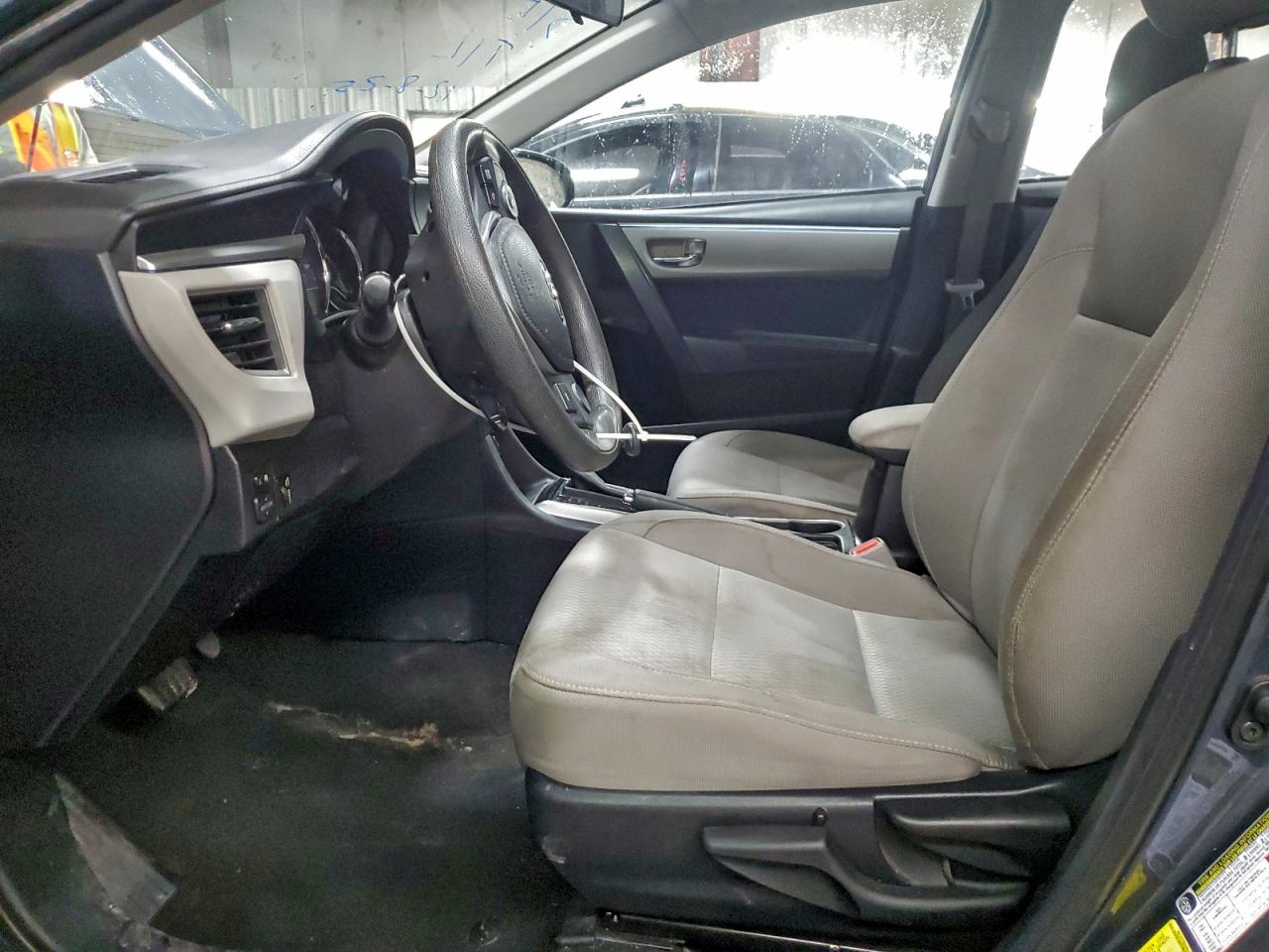 2016 TOYOTA COROLLA L photo 7