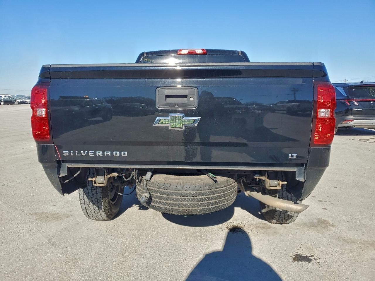 2018 CHEVROLET SILVERADO C1500 LT photo 6