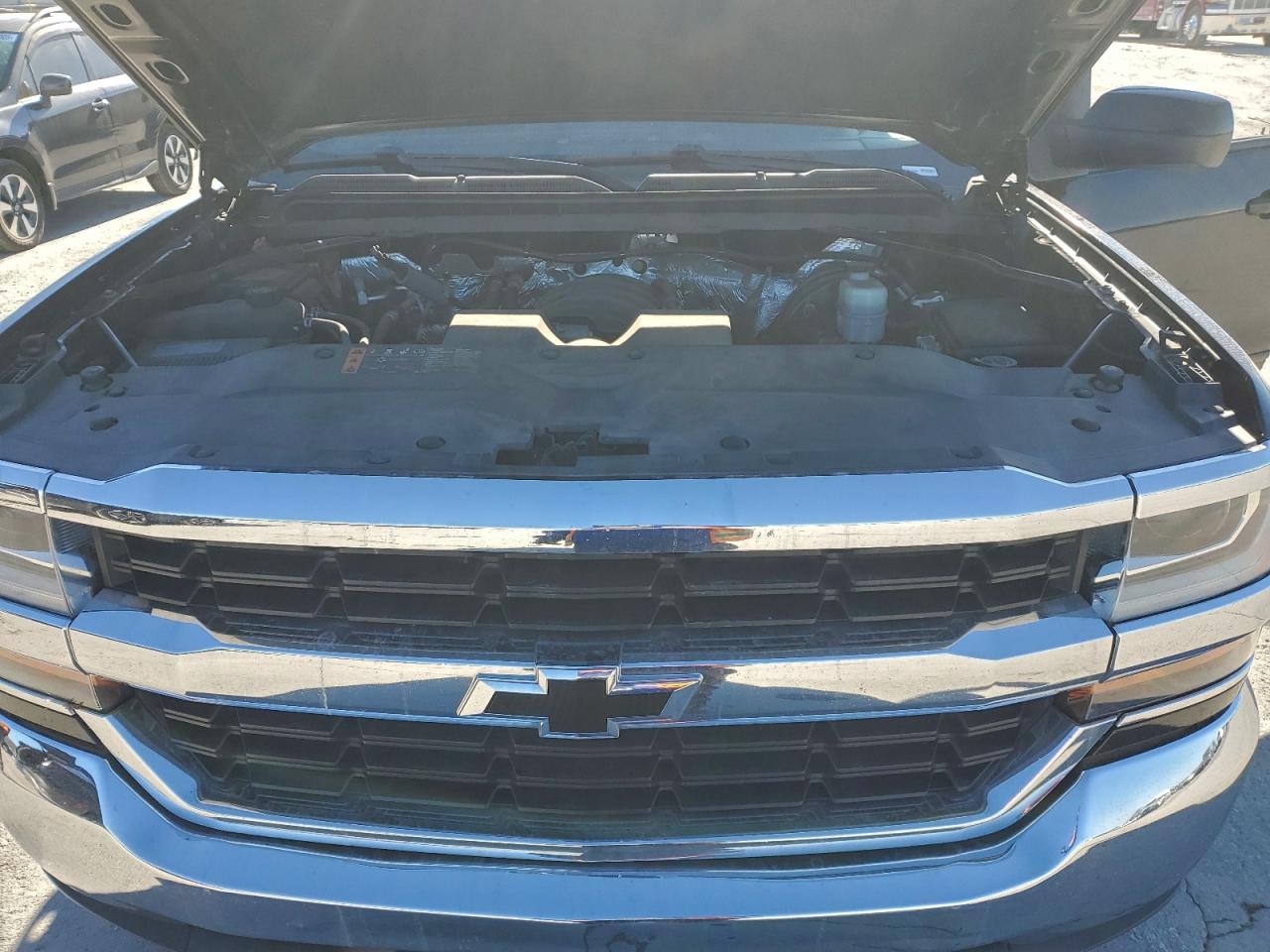 2018 CHEVROLET SILVERADO C1500 LT photo 11