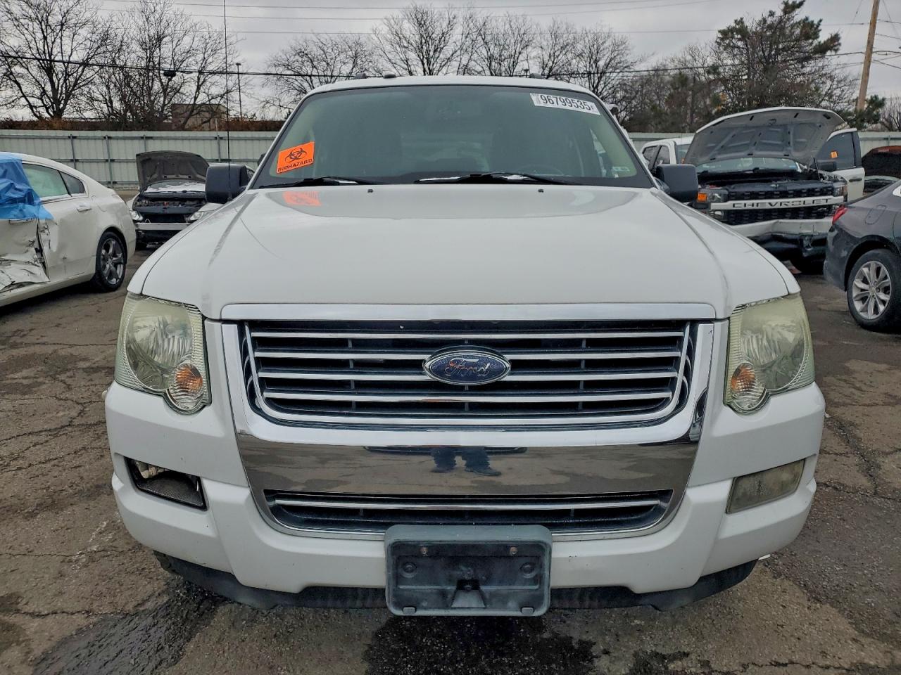 2010 FORD EXPLORER XLT photo 5