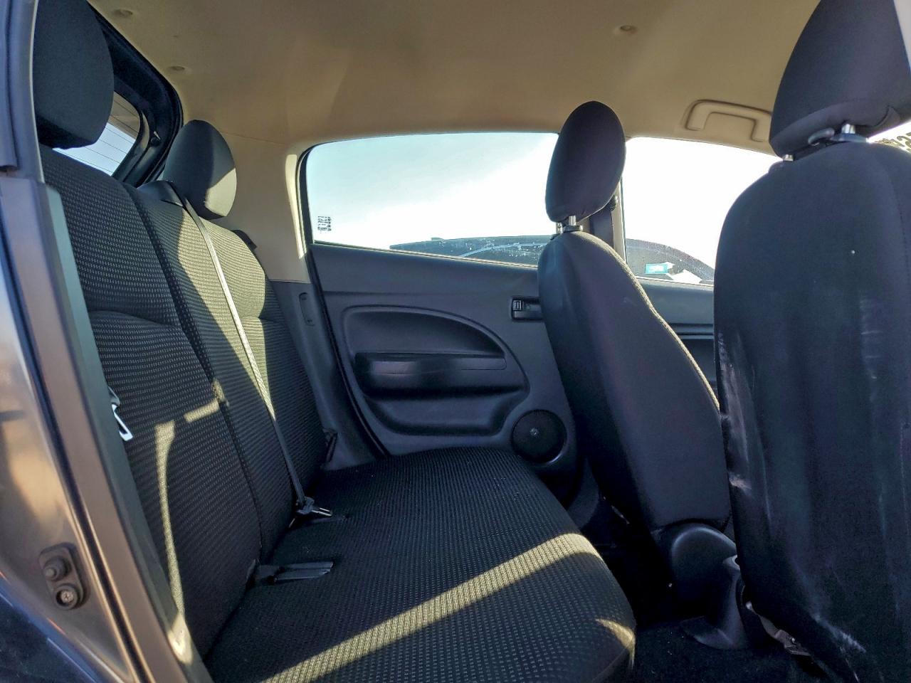 2015 MITSUBISHI MIRAGE ES photo 10