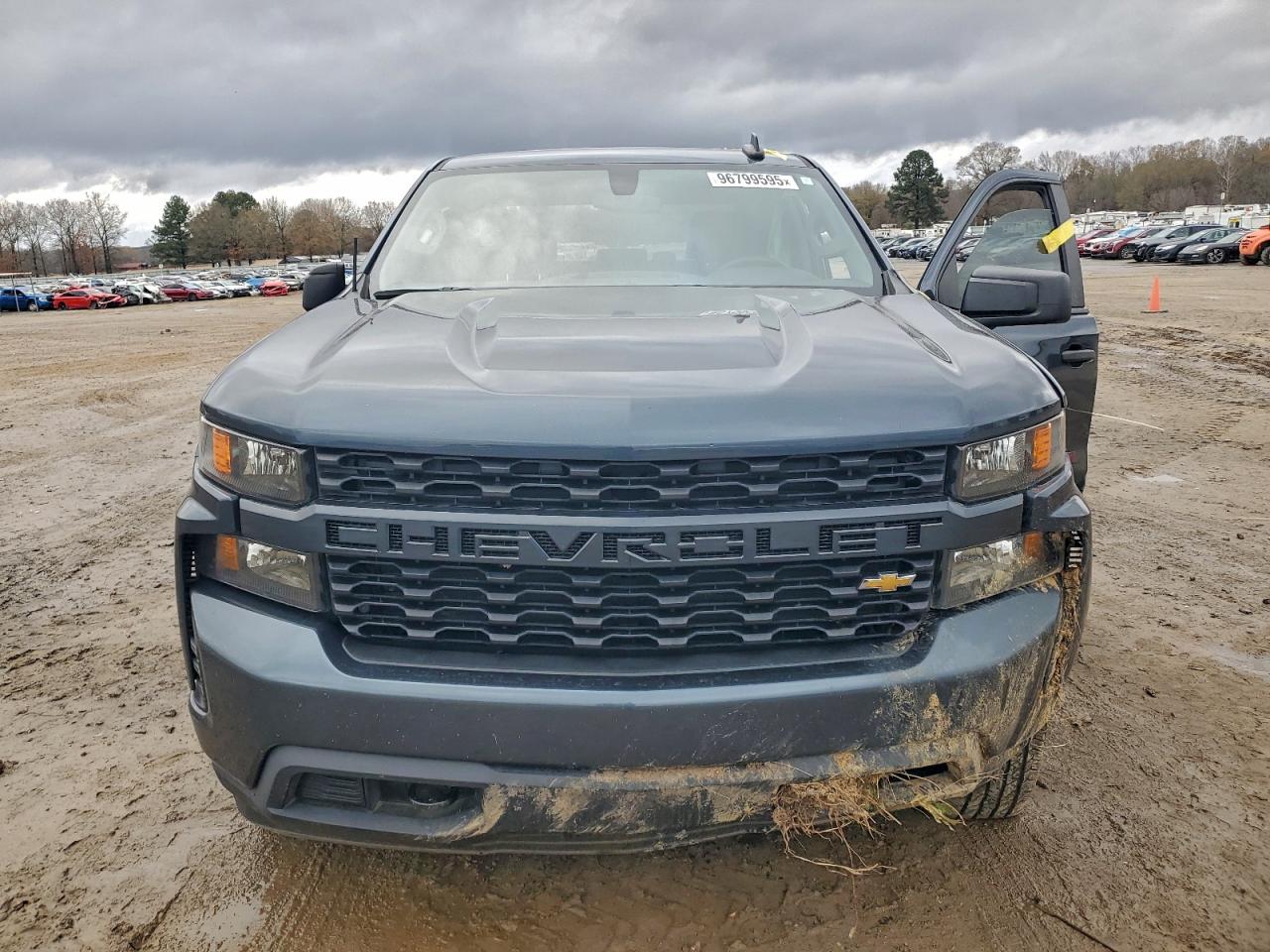 2021 CHEVROLET SILVERADO K1500 CUSTOM photo 5