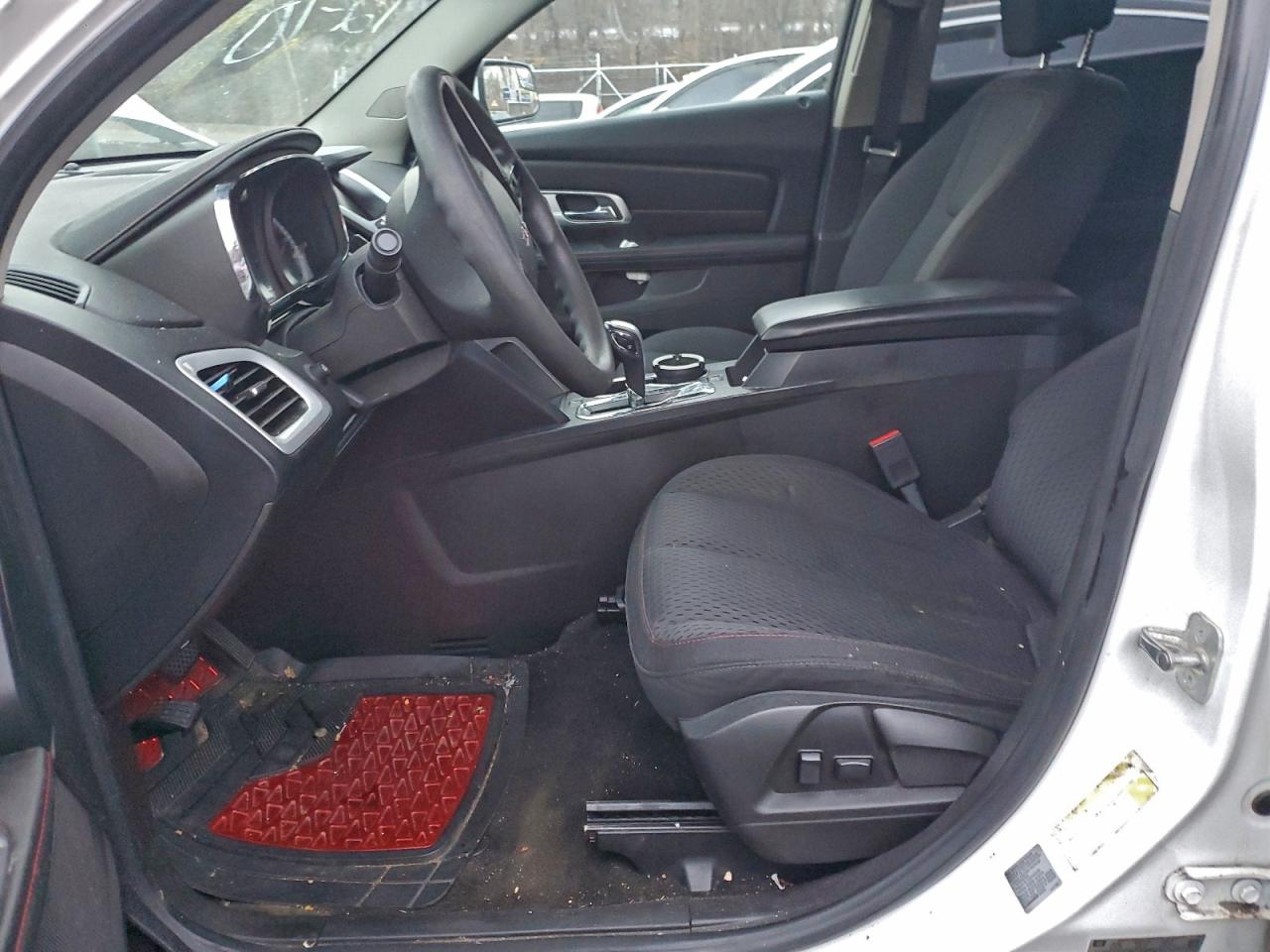 2013 GMC TERRAIN SLE photo 7