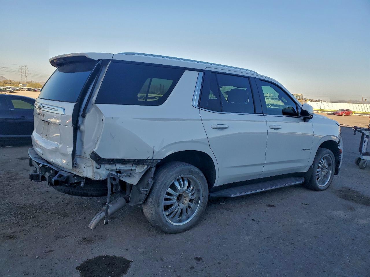 2021 CHEVROLET TAHOE K1500 LS photo 3