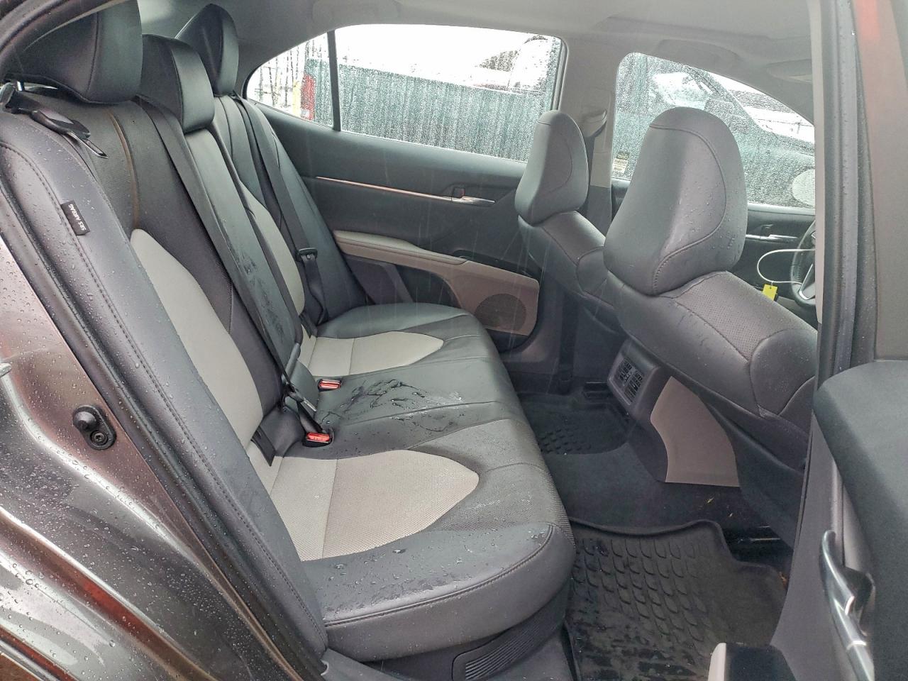 2020 TOYOTA CAMRY XLE photo 10