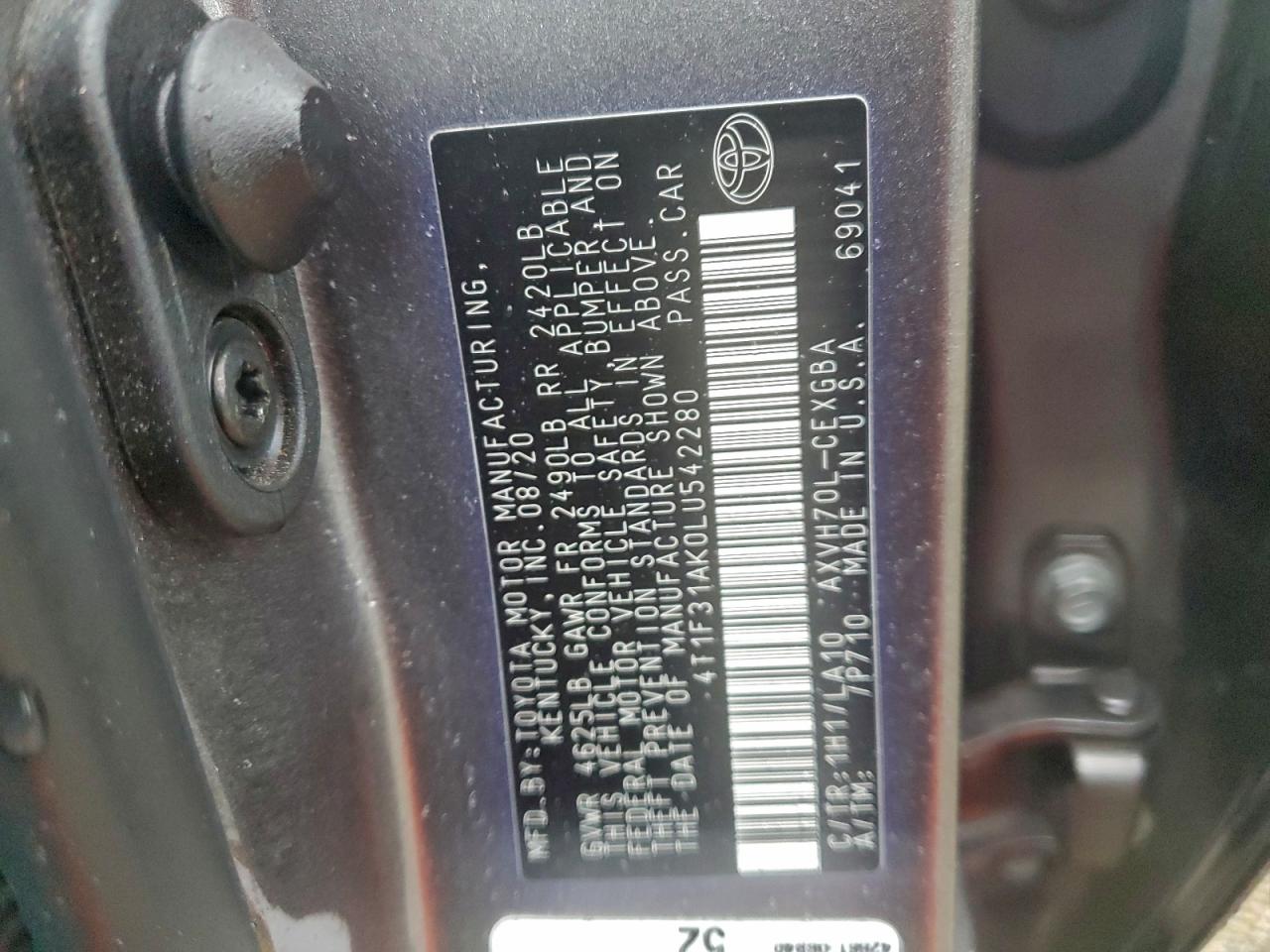 2020 TOYOTA CAMRY XLE photo 13