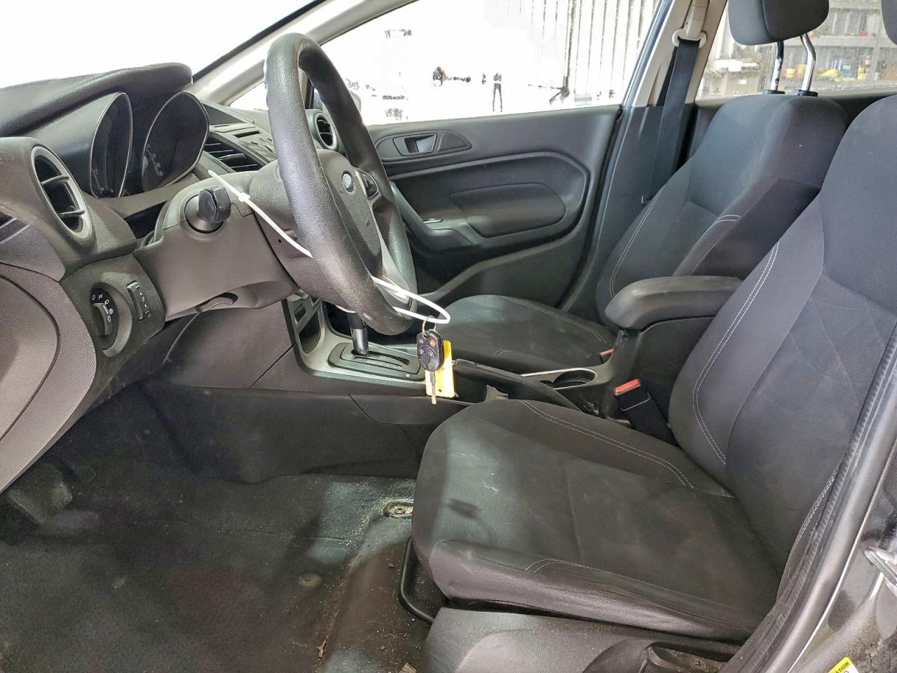 2018 FORD FIESTA SE photo 7
