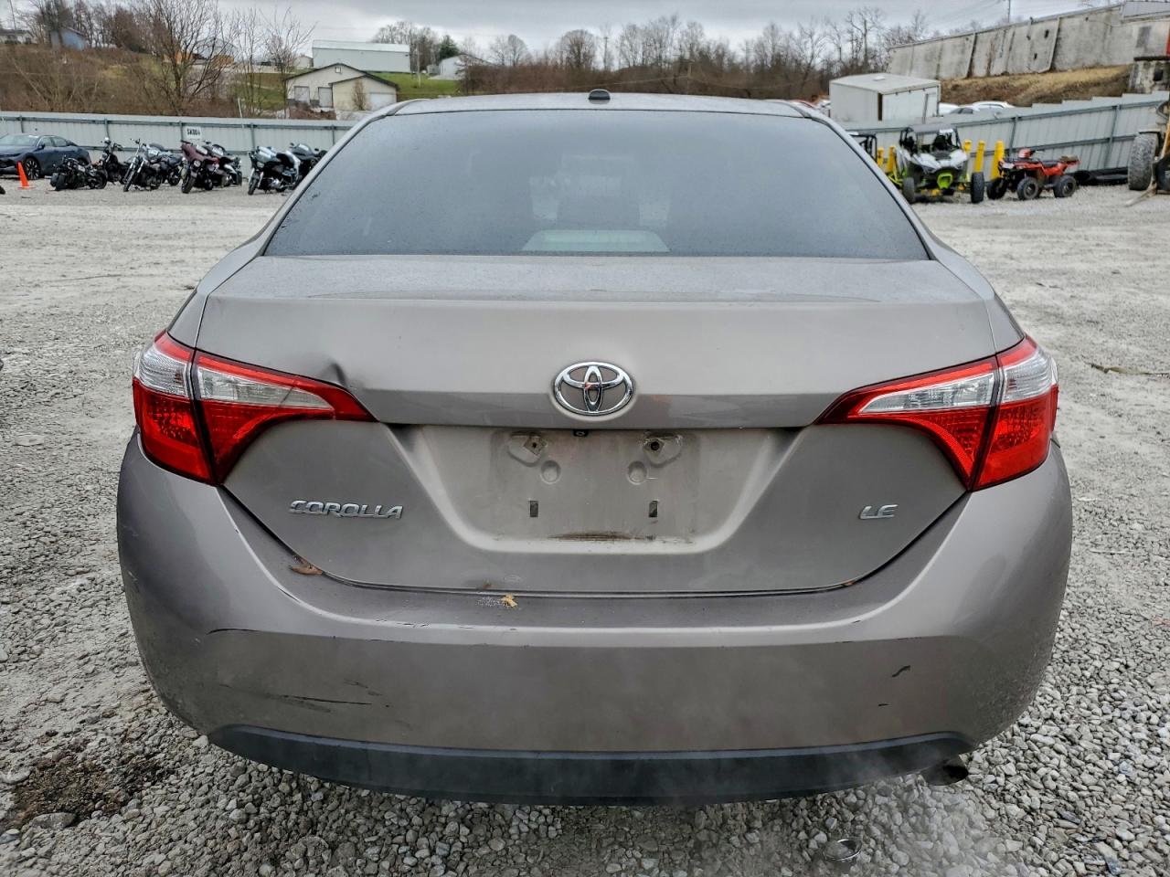 2015 TOYOTA COROLLA L photo 6