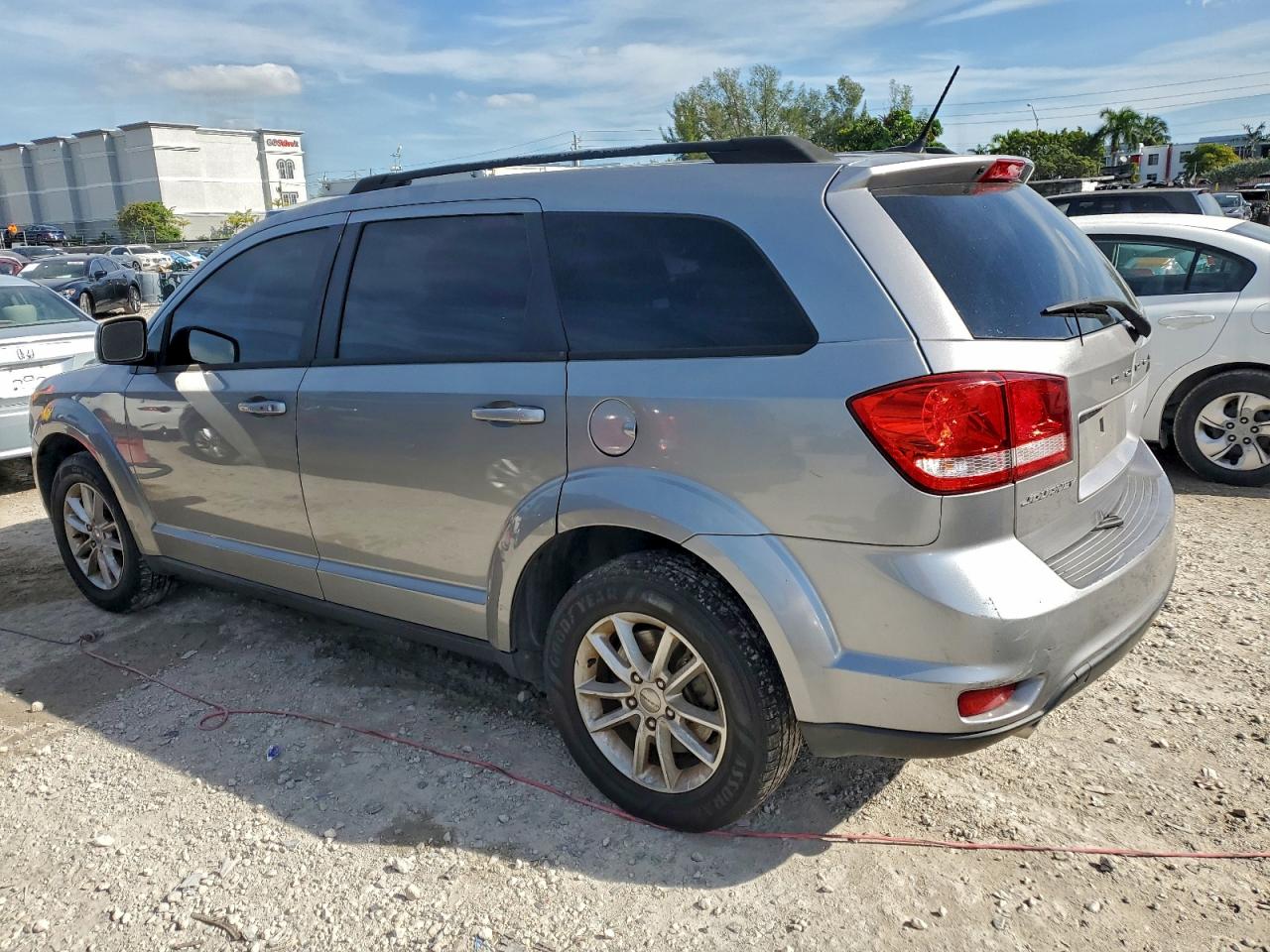 2017 DODGE JOURNEY SXT photo 2