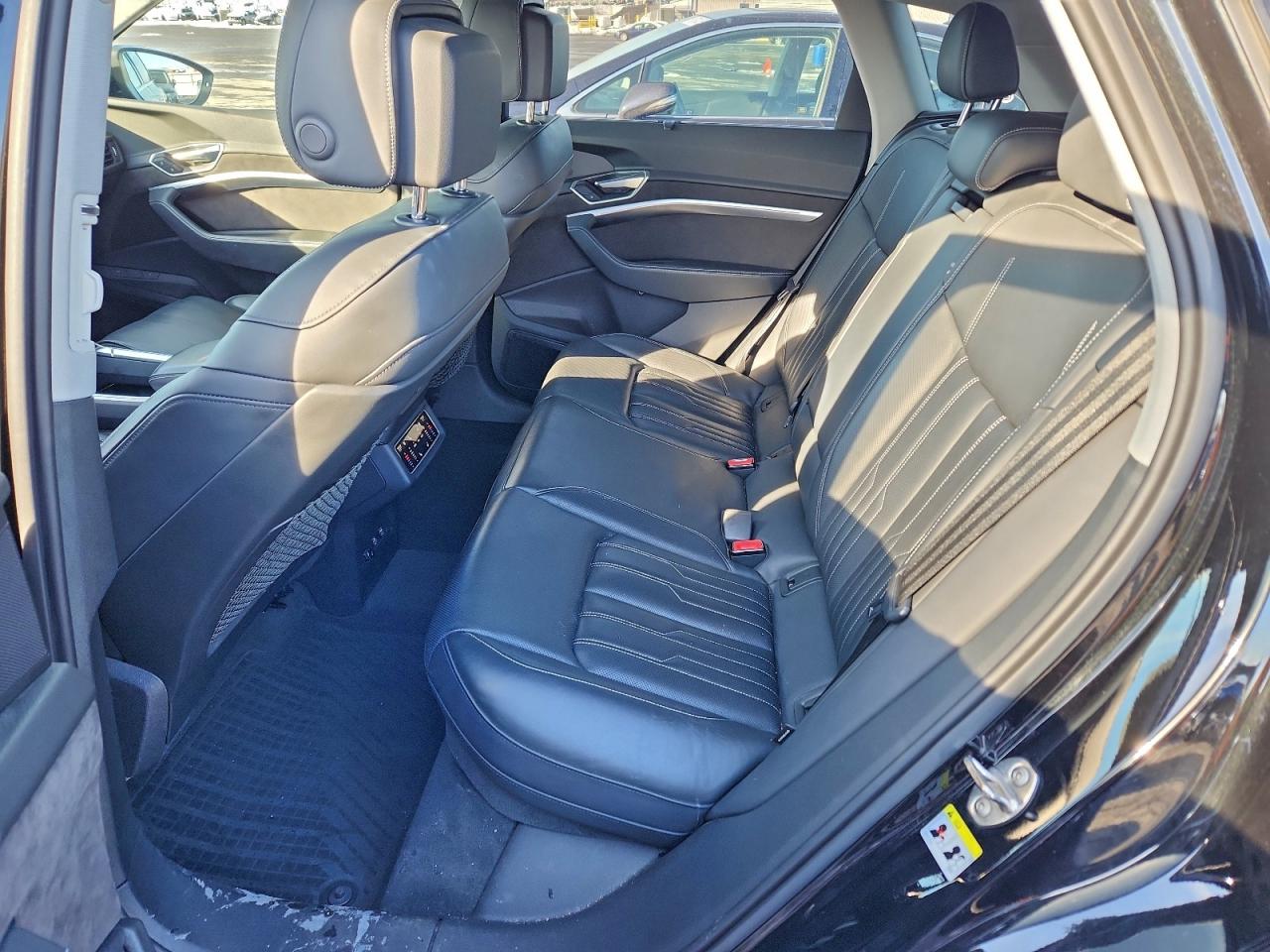 2019 AUDI E-TRON PRESTIGE photo 11