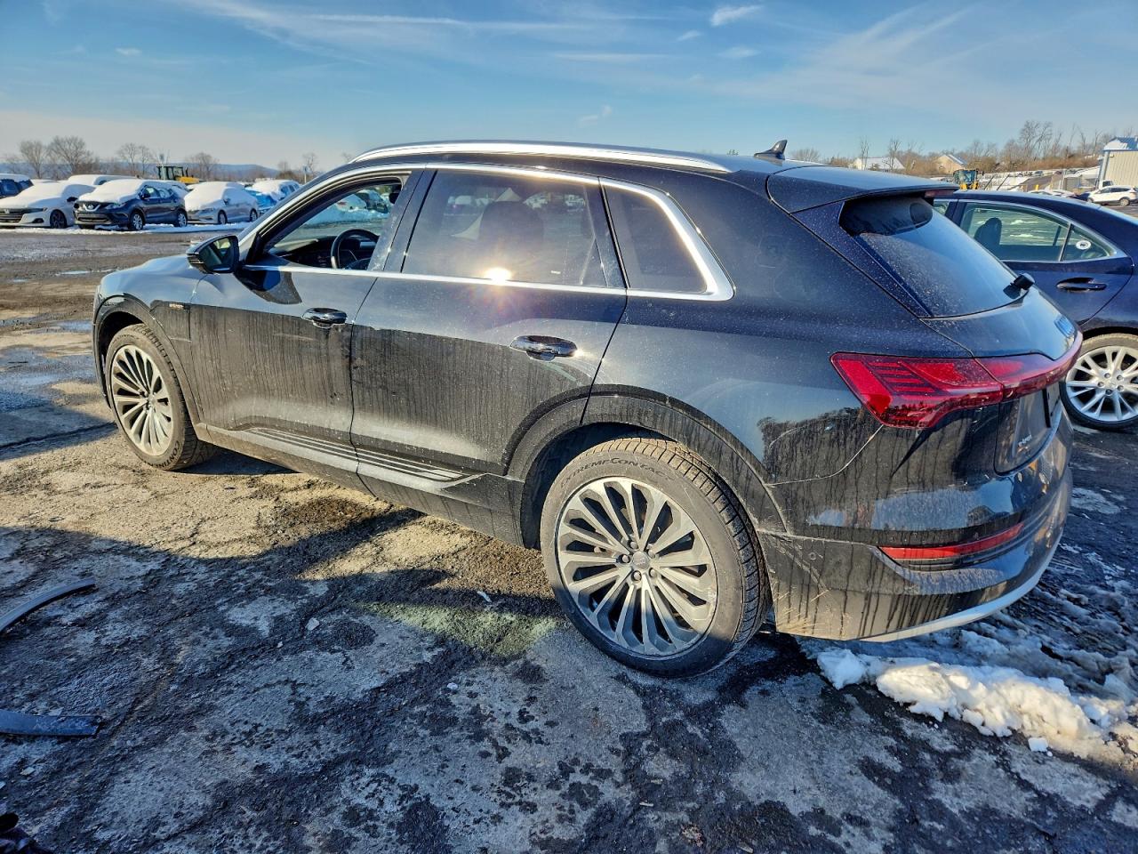 2019 AUDI E-TRON PRESTIGE photo 2