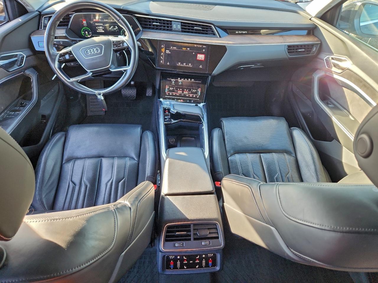 2019 AUDI E-TRON PRESTIGE photo 8