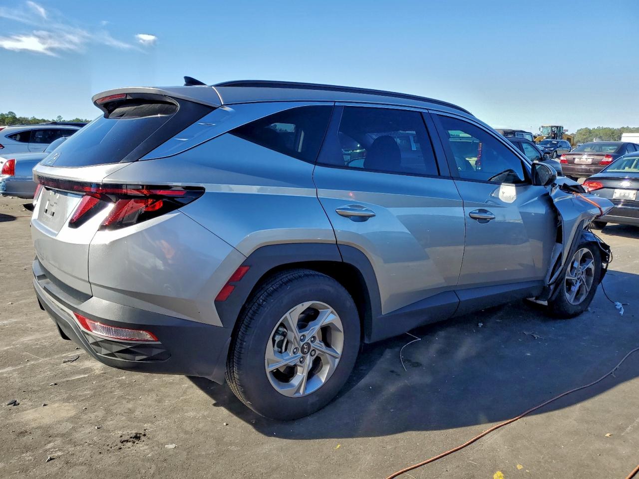 2024 HYUNDAI TUCSON SEL photo 3